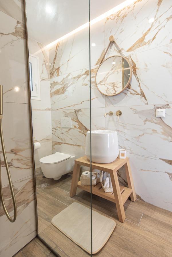 2Bdroom Plaka Apartment 아테네 외부 사진